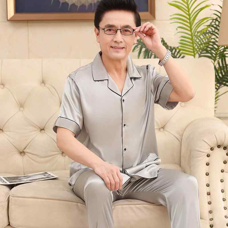 ・カテゴリ: パジャマ・タイプ: カーディガン・スタイル: 和風・主な素材: ポリエステル95%・厚さ: 薄手・ネックライン: 襟付き・袖丈: 3分袖・パンツ丈: ロング丈・機能: リラックス、通気性、睡眠、伸縮性、保温性、快適・対象: メンズ・着用シーン: ルームウェア・サイズ展開: L、XL、XXL、XXXL