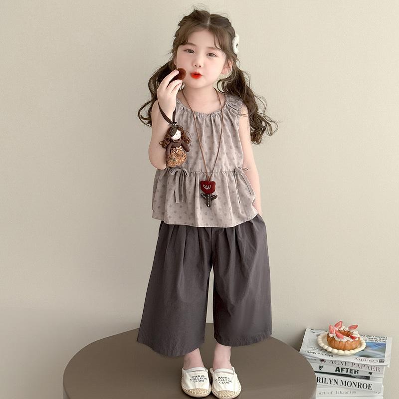 キッズ 女の子 薄手 ナチュラル ドット柄 セットアップ 夏物 綿混 やわらか プルオーバー 九分丈 ワイドパンツ おしゃれ かわいい 部屋着 お出かけ 普段着 2点セット