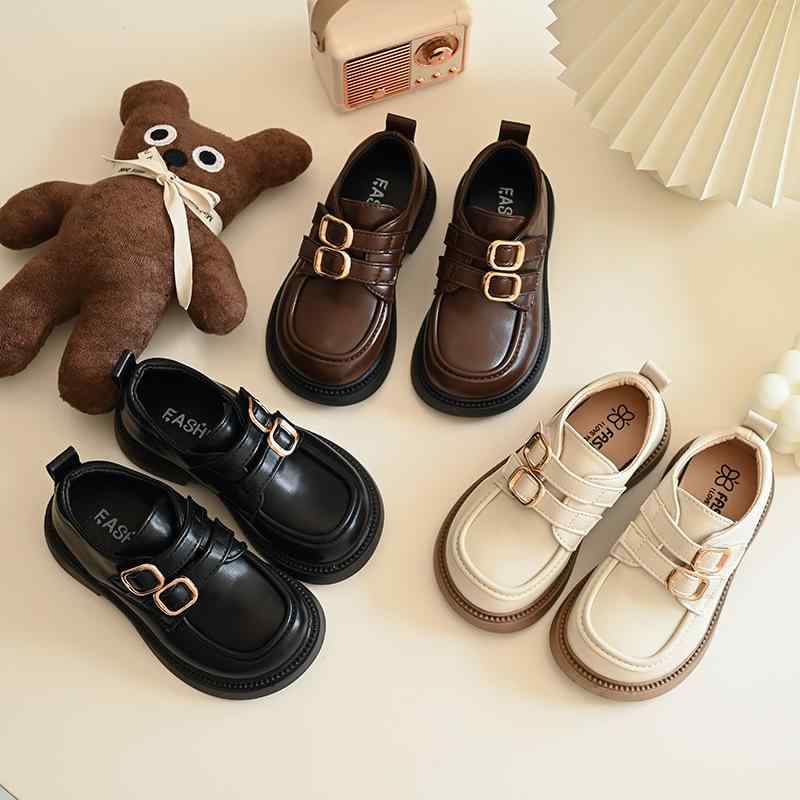 シューズ キッズ 女の子 プリンセス風 ブリティッシュスタイル フォーマル 発表会 入学式 卒園式 通園 お受験 ローファー フラットシューズ PUレザー マジックテープ 滑り止め ゴム底 ブラック ブラウン ベージュ 通年