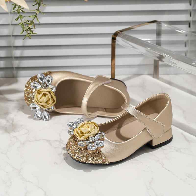 パンプス 女の子 キッズ 子供用 太ヒール チャンキーヒール プリンセスシューズ メリージェーン 花柄 ..
