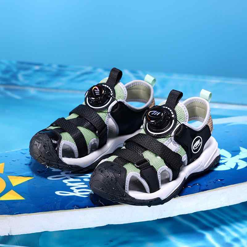 サンダル キッズ 男の子 ジュニア ジルコニアル式 滑り止め 通気性 軽量 耐摩耗 衝撃吸収 くり抜きデザイン スポーティ カジュアル ビーチサンダル メッシュ 春夏秋