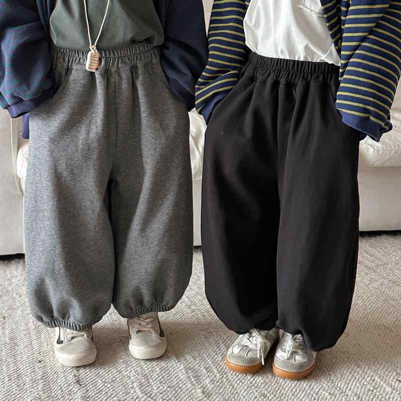 キッズ 子供服 男の子 女の子 男女兼用 春秋 無地 コットン ゆったり シンプル スウェットパンツ ジョ..