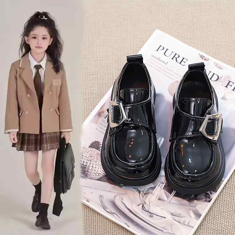 靴 女の子 キッズ 子供 ガールズ ブラック 黒 ソフトソール 柔らかい底 履きやすい マジックテープ 滑り止め PUレザー 革靴 フォーマルシューズ スクール風 発表会 演奏会 入学式 卒業式 卒園式 ドレスシューズ 結婚式 七五三 春秋
