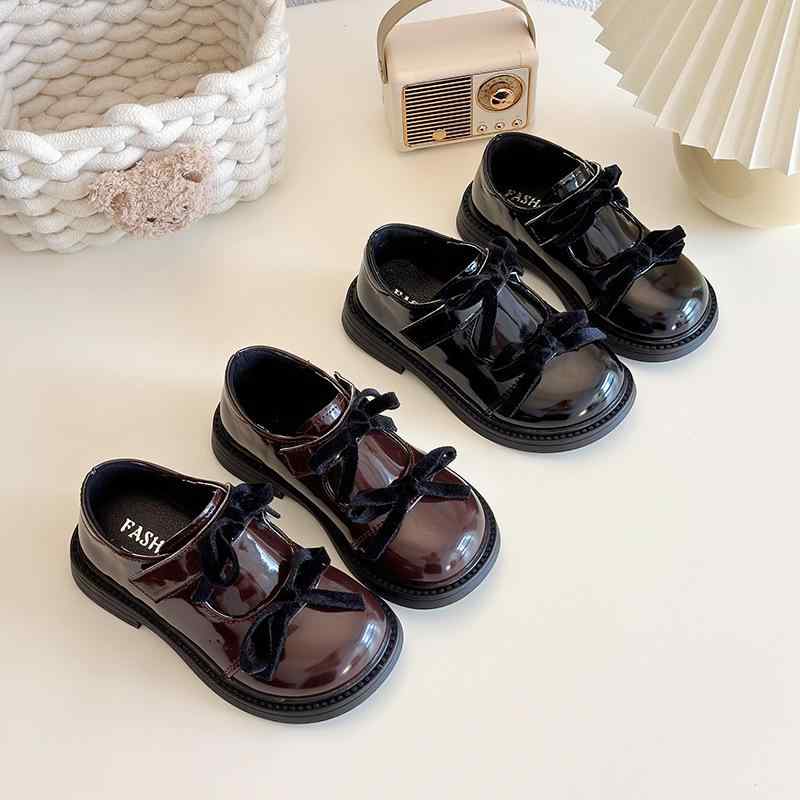 シューズ 女の子 キッズ 滑り止め 耐摩耗性 レトロ 英国風 プリンセス リボン マジックテープ PUレザー ソフトソール フォーマル 発表会 入学式 卒園式 春秋 ワインレッド ブラック