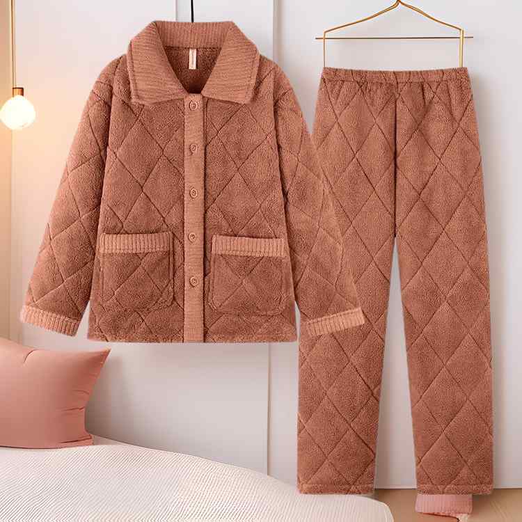 パジャマ レディース キャラクター フランネル サンゴフリース 三層 中綿キルト 極厚 保温 あったか ふんわり 柔らか 前開き カーディガン ルームウェア 長袖 長ズボン 秋冬