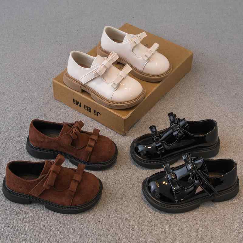 シューズ キッズ 女の子 ソフトソール 防滑 耐摩耗性 PUレザー マジックテープ留め ラウンドトゥ ブリティッシュ スクールスタイル プリンセス フォーマル 発表会 入学式 卒園式 結婚式 通学 ローファー 革靴 春夏秋 ブラック ベージュ ブラウン