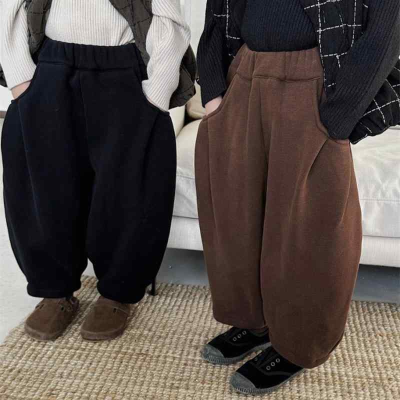 キッズ 男の子 女の子 冬 裏起毛 厚手 暖かい 防寒 ゆったり スウェット ロングパンツ テーパード ワイ..