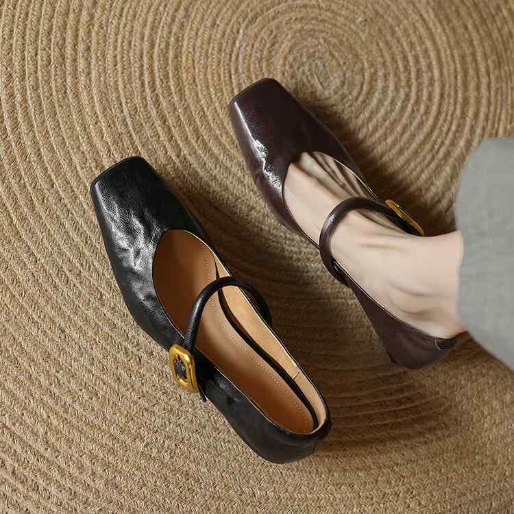 メリージェーン パンプス レディース 高級感 本革 羊革 ゴールドバックル スクエアトゥ 浅履き 太ヒー..