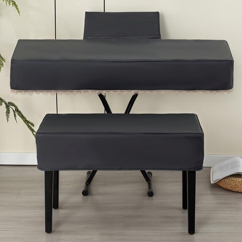 ・カテゴリ: ピアノカバー・主な素材: ポリエステル・スタイル: モダンシンプル・カラー展開: 黒灰色、灰白色、カーキ、灰色・サイズ展開: Pシリーズ 133cm×30cm, KBPシリーズ 141cm×47cm, 譜面台カバー 60cm×19cm, 単人用, 双人用