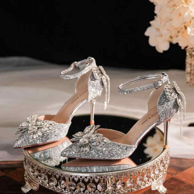 サンダル レディース ポインテッドトゥ ハイヒール 細ヒール グリッター スパンコール ラインストーン リボン フリンジ カットアウト 高級感 ウェディング 結婚式 二次会 パーティー お呼ばれ フォーマル キャバ ドレス パンプス