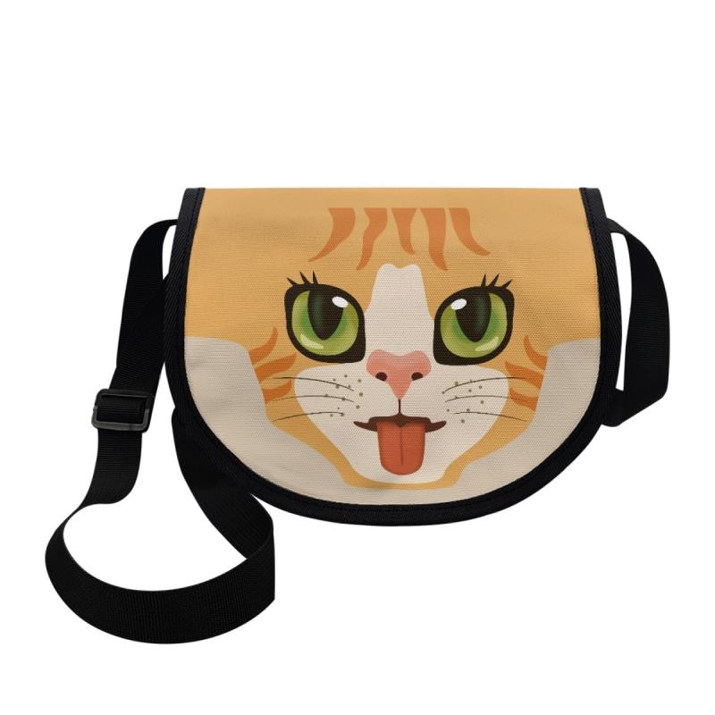 ショルダーバッグ キッズ 子供用 軽量 負担軽減 通気性 耐摩耗性 多機能ポケット 半円型 猫柄 カートゥ..