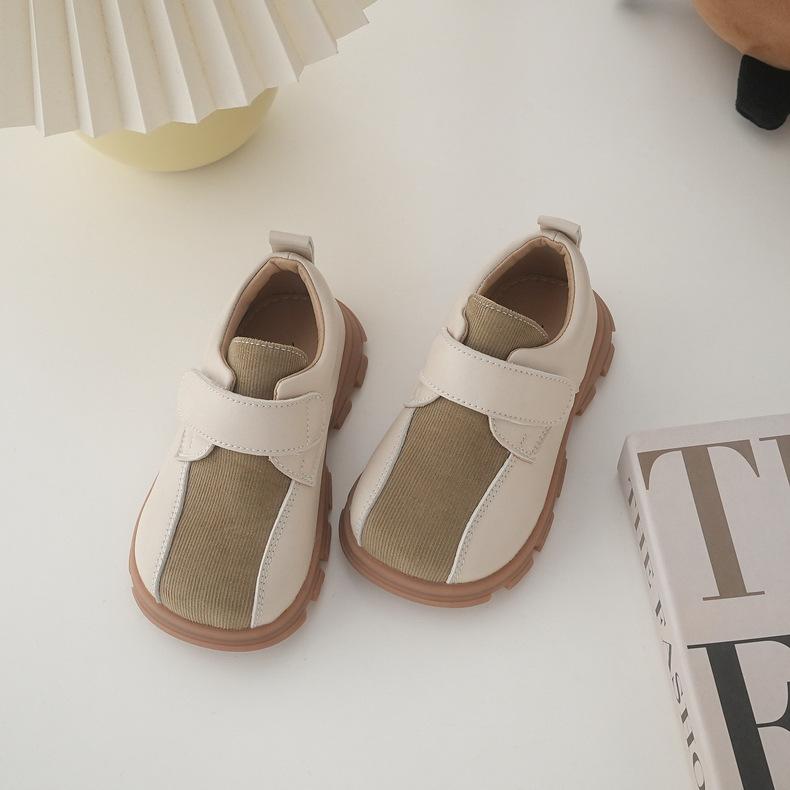 革靴 キッズ 子供 男の子 女の子 コーデュロイ 韓国風 ラウンドトゥ 学生 通学用 ローファー 面ファスナー マジックテープ マイクロファイバー ゴム底 滑り止め 春秋 カジュアル フォーマル