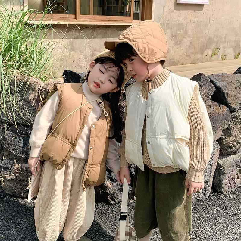 キッズ ベスト 男の子 女の子 ベビー 男女兼用 子供 赤ちゃん 軽量 保温 防寒 暖かい フリース裏地 ベ..