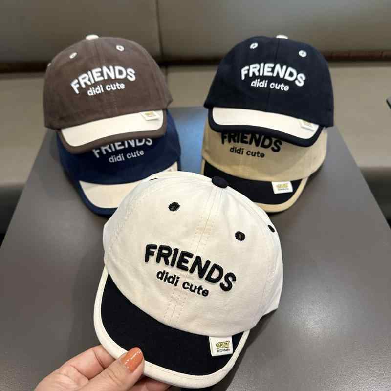 キッズ キャップ 男の子 女の子 春夏 薄手 UVカット 日よけ アルファベット刺繍 速乾性 おしゃれ つば付き