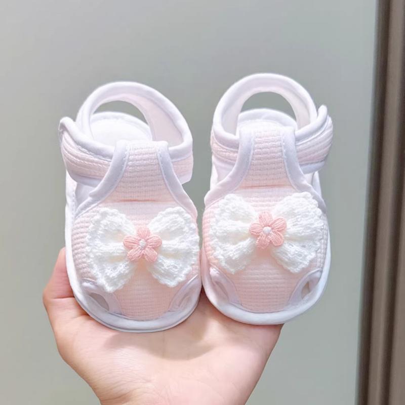 学歩靴 女の子 ベビー サンダル 新生児 プレシューズ ファーストシューズ やわらか底 滑り止め マジッ..