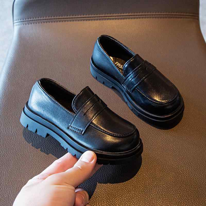 Other - キッズ モカシン ドライビングシューズ 男女兼用 春秋 通気性 滑り止め 耐摩耗性 ソフトソール レトロ ブリティッシュスタイル フォーマル スリッポン 合成皮革 ブラック ブラウン 通学