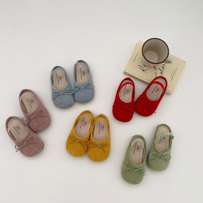 シューズ 女の子 ベビー ガールズ 滑り止め やわらか底 ドーパミンカラー キャンディカラー 革靴 フォーマル バレエ モカシン パンプス フラット 春夏 韓国...