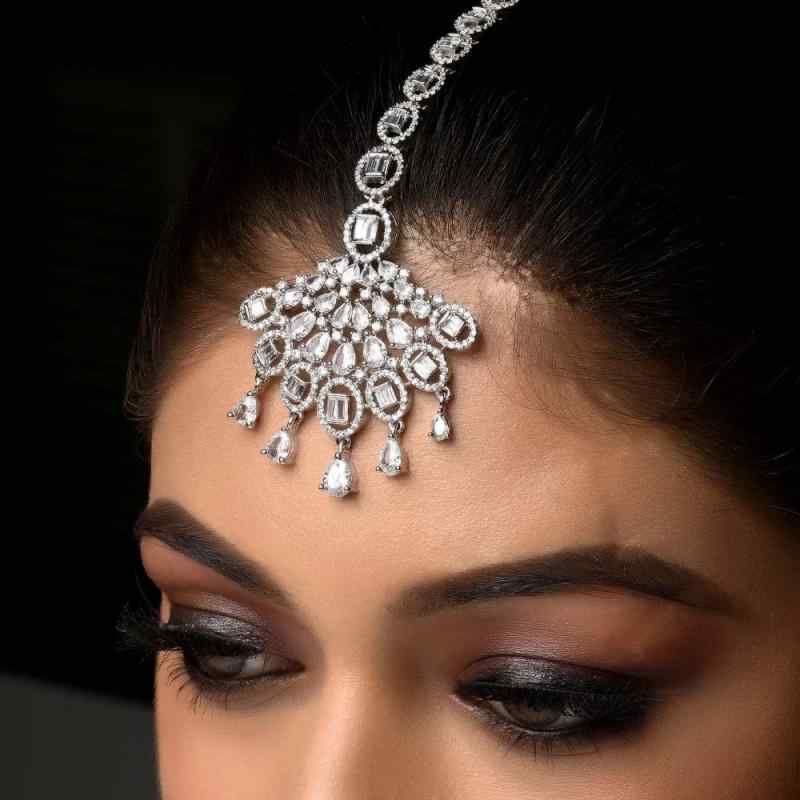 ヘッドドレス レディース 高級感 ジルコニア ティアドロップ 電気メッキ加工 ウェディング ブライダル ..
