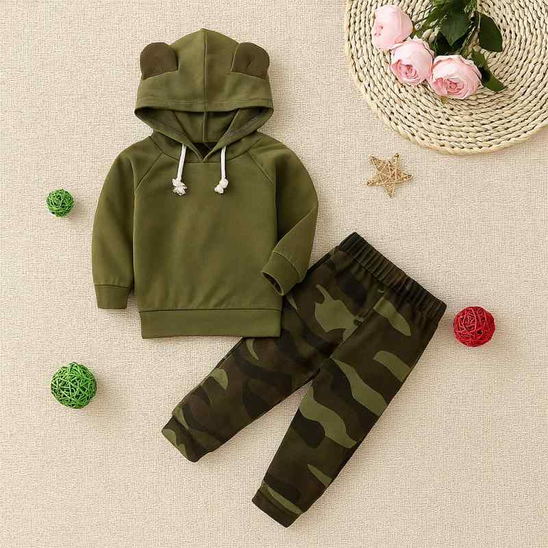 キッズ 男の子 セットアップ 長袖 フード付き スウェット パーカー グリーン 迷彩柄 ロングパンツ 綿 コットン カジュアル 部屋着 通園..