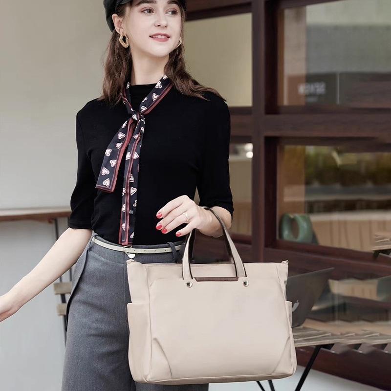 バッグ ユニセックス 軽量 大容量 16インチPC対応 ノートパソコン収納 トートバッグ 旅行 ビジネス 通勤 通学 A4対応 斜め掛け 手提げ オックスフォード生地 シンプル