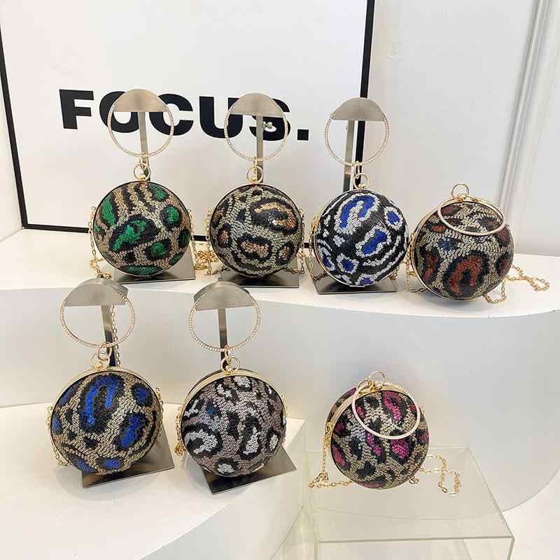 バッグ レディース ラウンド型 ヒョウ柄 個性的デザイン チェーン ショルダーバッグ 斜めがけ パーティーバッグ 普段使い ボックス型 PVC素材 ロック金具 シンプル アーバンカジュアル ブラック ホワイト ゴールド 鞄