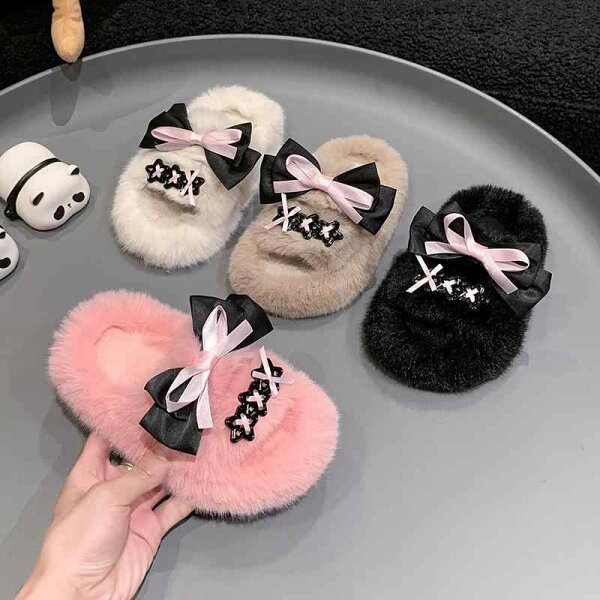 モズラボのルームシューズ キッズ 女の子 保温 防寒 あったか 暖かい リボン スリッパ ふわふわ もこもこ 室内履き 部屋履き 秋冬 かわいい 滑り止め 小学生 幼稚園 幼児向け 白 ピンク|詳細画像