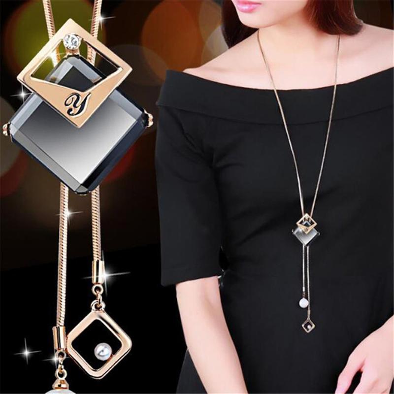 ネックレス レディース 万能 シンプル エレガント 高級感 韓国風 ロング セーターチェーン 幾何学デザイン 格子柄 合金製 人工水晶 スネークチェーン ペンダント カジュアル フォーマル