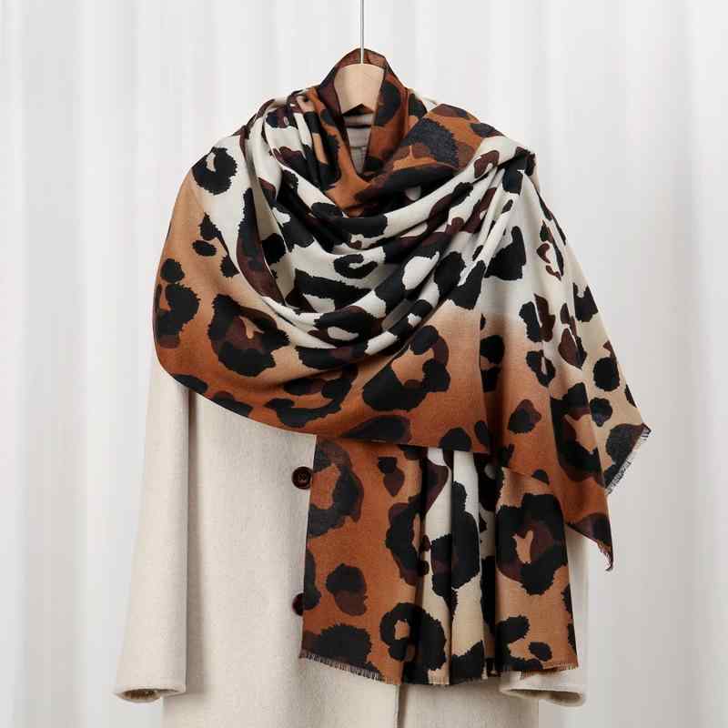 ショール マフラー ストール 秋冬 保温 暖かい 肌触り良い カシミヤライク 起毛素材 ミルクヒョウ柄 プ..