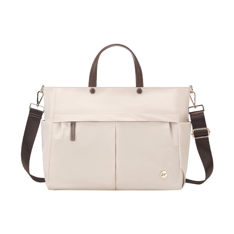 ノートパソコン バッグ レディース 軽量 耐衝撃 大容量 A4対応 撥水 ナイロン ビジネスバッグ 通勤 通..