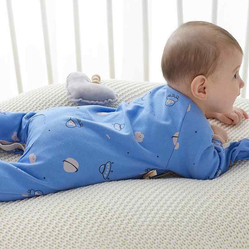 ロンパース 新生児 ベビー 赤ちゃん 綿100% 手足カバー付き 無縫製 肌に優しい オールシーズン 長袖 パ..