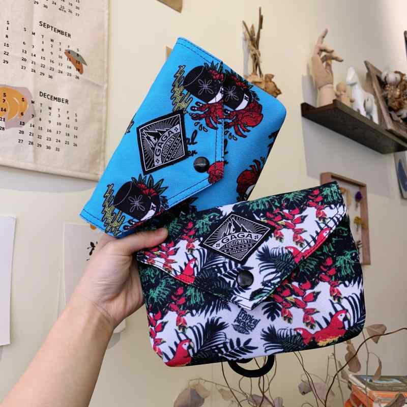 ショルダーバッグ レディース 春夏 GAGA タイストリート レトロ エスニック バイカラー レーザー ミニバッグ スマホポーチ スクエア型 PVC PU素材 マグネット開閉 ファスナーポケット 普段使い カジュアル