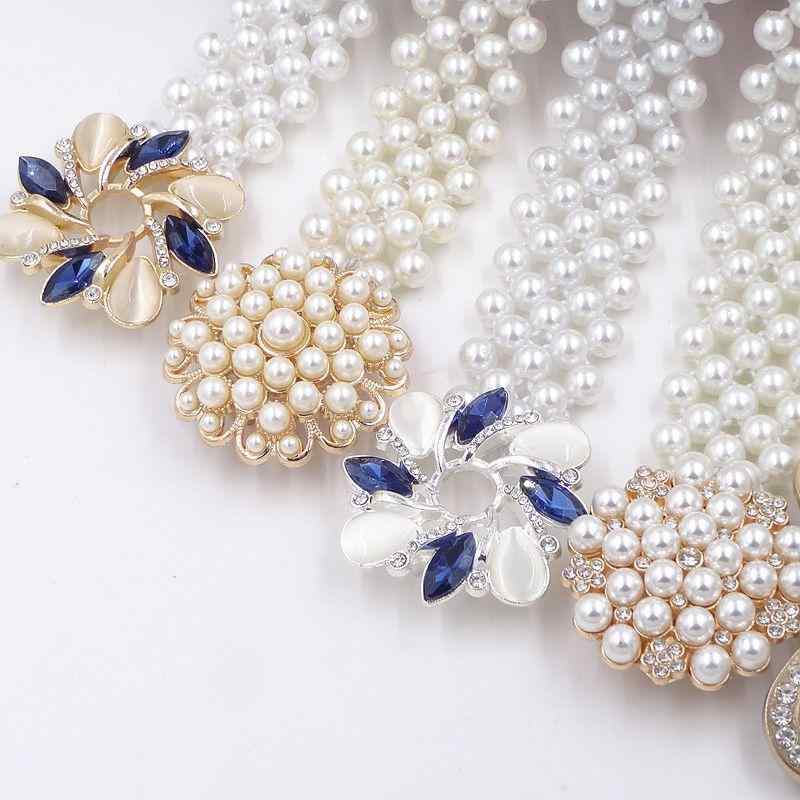 ・主な素材: プラスチック・ベルトバックル素材: プラスチック・留め具: フック・カラー展開: 花びらゴールド、花びらシルバー、パール、小花柄、パール花芯、リボン5連パール、スクエアバックルラインストーンパール、大粒パール5連、パールタイプ1、ラインストーンタイプ2・幅: 約2〜4cm・スタイル: 清新スウィート