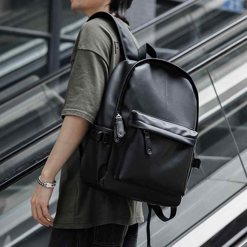 リュックサック メンズ 軽量 大容量 15インチPC収納 韓国風 カジュアル 通学用 トラベルバッグ シンプル おしゃれ クッションショルダー PVC素材 普段使い 学生 旅行(4)