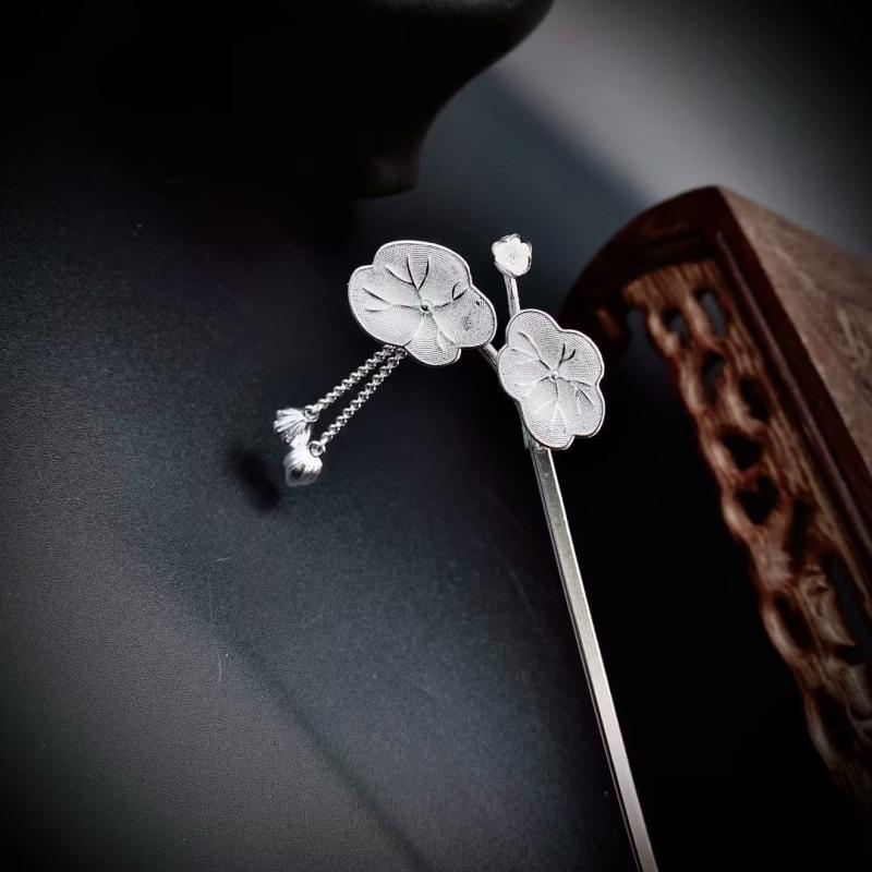 簪 純銀990 純手作り フィリグリー クローゾネ 蓮の花 タッセル 揺れる 精巧 和装小物 髪飾り 着物 浴衣 成人式 結婚式 卒業式 女性用 ヘアアクセサリー 上品なシルバーアクセサリー ギフト プレゼント