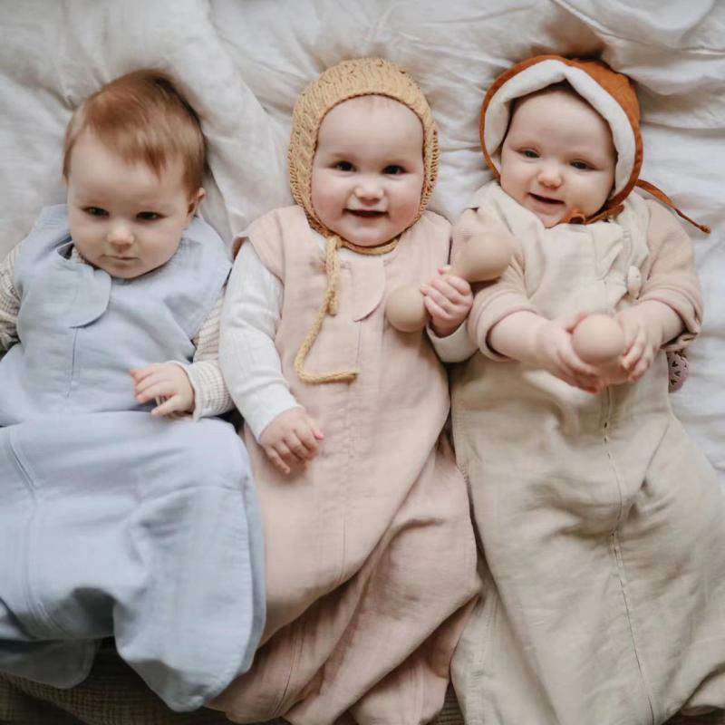 スリーパー ベビー 新生児 吸湿速乾 ガーゼ コットン100% 薄手 ベストタイプ 春夏 寝冷え防止 蹴り防止..