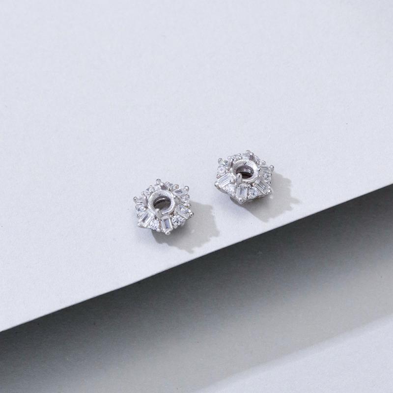 ピアス レディース 電気メッキ加工 S925純銀製 空枠 石座 ルース用 花モチーフ 翡翠用セッティング 3mm プラチナカラー オフィスカジュアル