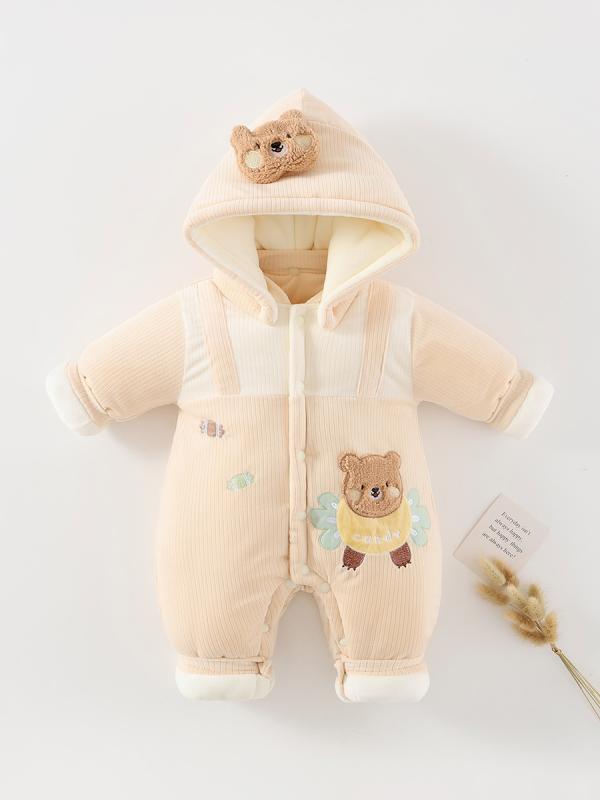 ・安全基準: Aクラス・生地: ベビーフリース・縫製: 無縫製・着用シーズン: 春、秋、冬・対象年齢: 新生児 (0〜1歳、身長80cm以下)・対象性別: ユニセックス・袖丈: 長袖・フード: 付き・厚さ: 厚手・主な素材: アセテート繊維100%・留め具: シングルボタン・スタイル: 韓国風・カラー展開: ピンク、ブルー、ブラウン・サイズ展開: 80cm、90cm、100cm・カテゴリ: ロンパース、カバーオール