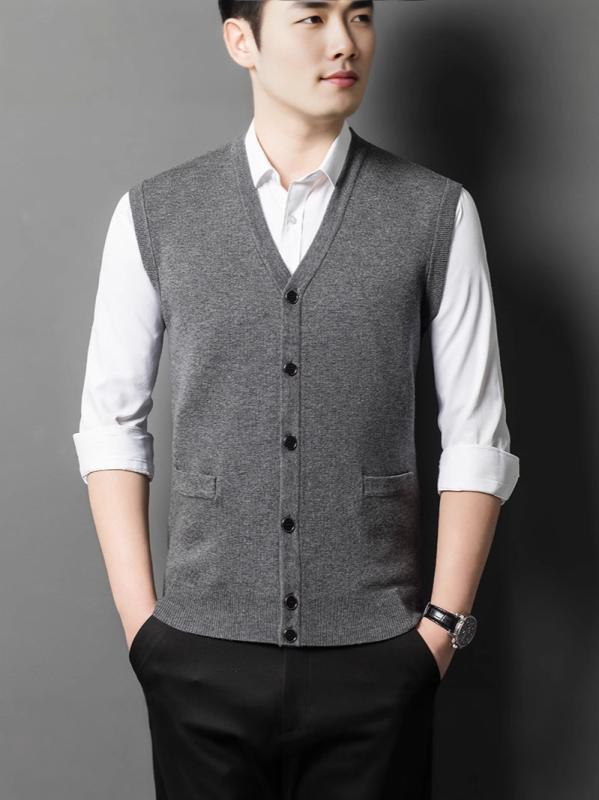 ・スタイル: 中高年向け・タイプ: カーディガン・ネックライン: Vネック・袖丈: ノースリーブ・フロント: シングルボタン・シルエット: ルーズフィット・厚さ: 厚手・柄: 無地・主な素材: ウール100%・着用シーン: カジュアル・加工: プリーツ・カラー展開: ブラック、キャメル、ネイビー、ミディアムグレー、コーヒー、ナイトブルー、ダークグレー、ワインレッド・サイズ展開: M、L、XL、XXL、3XL、4XL・性別: メンズ