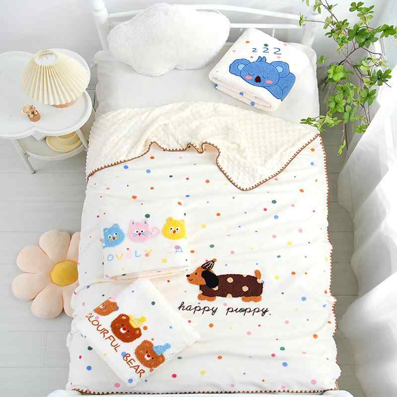 毛布 ベビー キッズ 再生繊維 ドットフリース ドット柄 薄手 軽量 柔らか ふわふわ 快適 カートゥーン柄 お昼寝 保育園 幼稚園用 マルチブランケット ひざ掛け 掛布団 秋冬