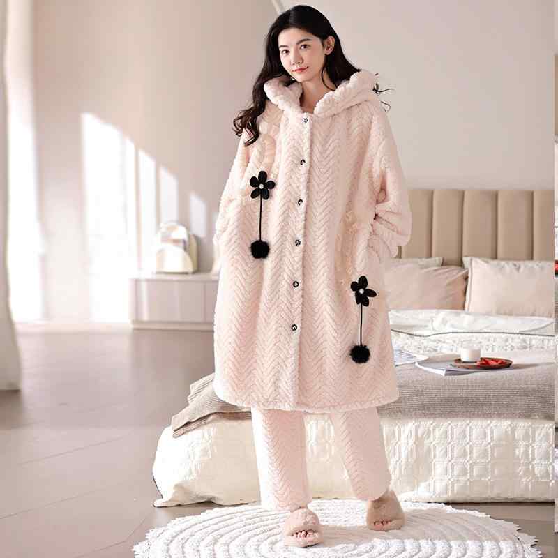 ・主な素材: 綿90～95%・厚さ: 極厚・機能: ルームウェア、保温、通気性、快適、外出着・対象: 若年層女性・サイズ展開: M, L, XL, XXL・スタイル: スウィート、キュート・ネックライン: 襟付き