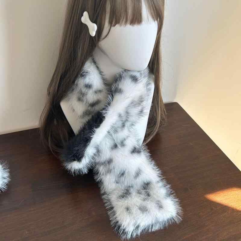 ネックウォーマー レディース メンズ ユニセックス 防寒 保温 暖かい もこもこ ふわふわ ボア スノーヒョウ柄 クロス 配色 バイカラー 韓国風 おしゃれ 秋冬