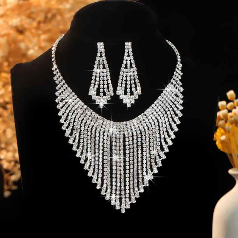 アクセサリーセット レディース ネックレス イヤリング 2点セット 欧米風 華やか 大ぶり ラインストーン埋め尽くし パーティー 結婚式 披露宴 二次会 お呼ばれ フォーマル