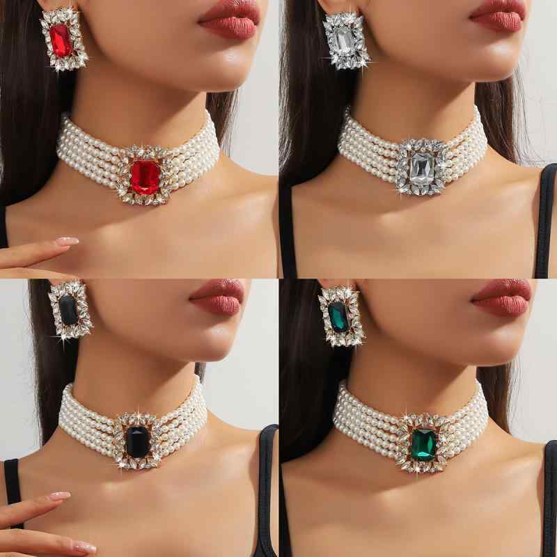 ネックレス ピアス セット レディース 欧米風 ゴージャス 大ぶり 多層 重ね付け風 フェイクパール 幾何学模様 マルチカラー ジルコニア チョーカー パーティー 結婚式 二次会 お呼ばれ ファッション