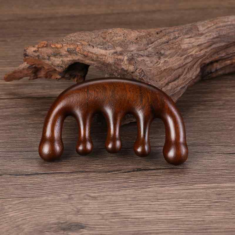 マッサージコーム サンダルウッド製 頭皮 顔 経絡 マッサージ用 多機能 ヘアブラシ 携帯用 コンパクト ツボ押し 血行促進 リフレッシュ 旅行用 高級感 天然木 癒しグッズ