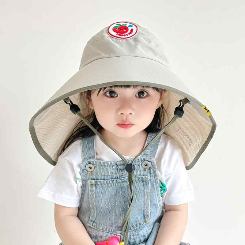 ・カテゴリ: サンバイザー・カラー展開: ベージュ、ピンク、グレー・つばのスタイル: 広いつば・帽子の形状: 無頂・機能: UVカット、通気性、日よけ・スタイル: かわいい、カントリー風・対象年齢: 4-6歳、8-10歳・スタイル分類: 爽やかフェミニン・デザイン要素: フルーツ、食品