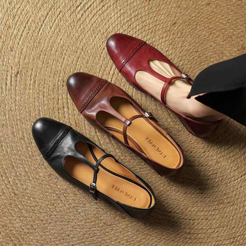 パンプス レディース 本革 牛革 太ヒール 安定感 レトロ Tストラップ マリージェーン ラウンドトゥ バックル 普段使い デイリーユース お出かけ 春夏秋冬 オールシーズン 滑り止めソール レッド ブラック ブラウン