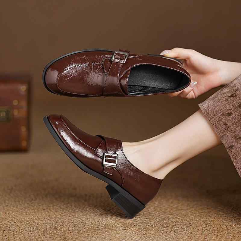 ローファー レディース レトロ ラウンドトゥ 太ヒール チャンキーヒール ローヒール ベルトバックル デザイン 合皮 レザー調 中深口 ラバーソール 大きいサイ...