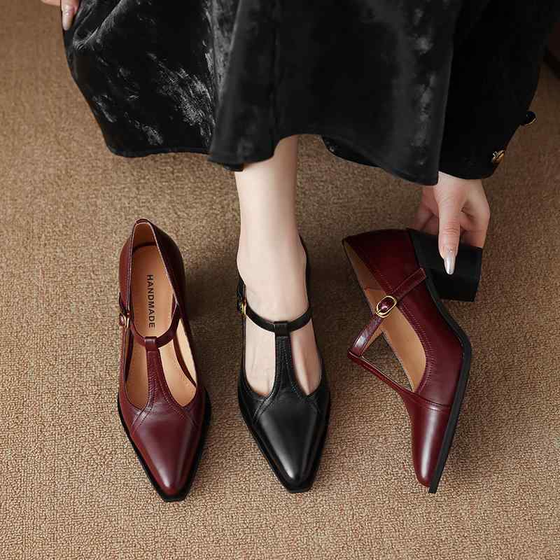 メリージェーン レディース 8cmハイヒール チャンキーヒール 浅履き ポインテッドトゥ T字ストラップ バックル 牛革製 豚革ライニング ラバーソール レトロ クラシック パンプス デイリーユース オールシーズン