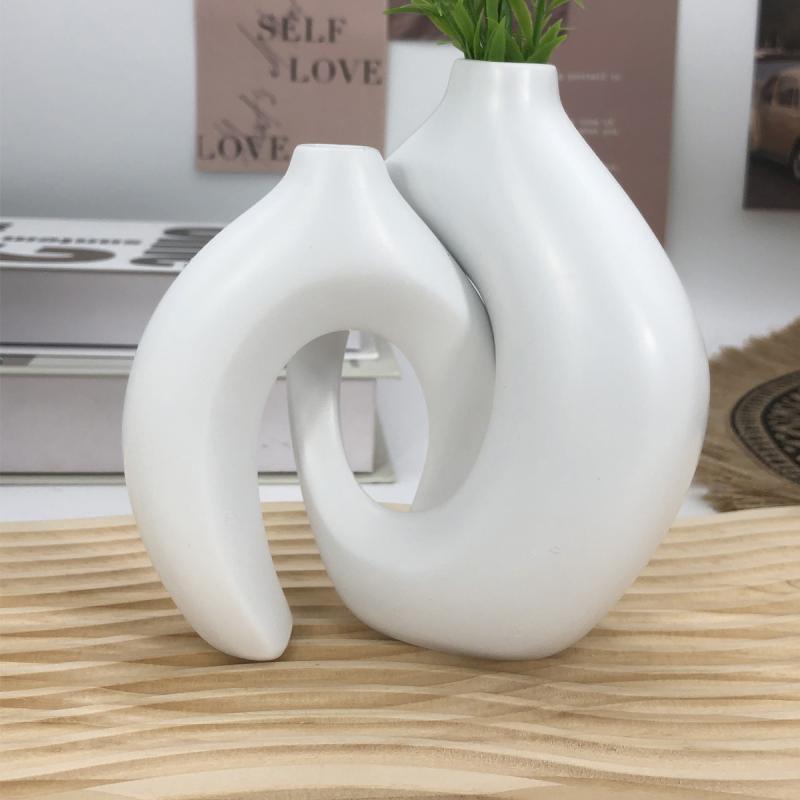 花瓶 2個セット 樹脂製 ミニサイズ モダン 抽象的 クリエイティブ 寄り添うデザイン オブジェ 置物 イ..
