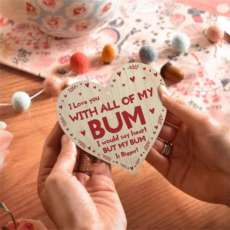 木製オーナメント ハート型 黄楊木 飾りプレート 吊り下げ飾り おしゃれ かわいい モダン シンプル インテリア雑貨 ドア飾り 壁飾り ギフト プレゼント 贈り物(x2)